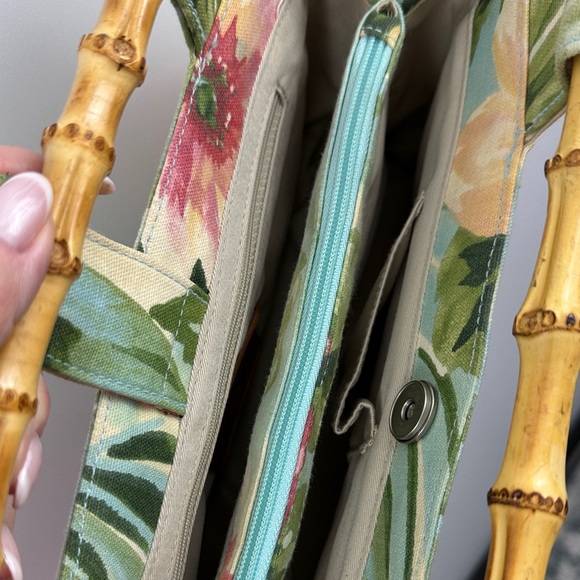 Fossil Floral Canvas Shoulder Bag Bamboo Handle Green Pink Tropical Purse - Picture 4 of 10